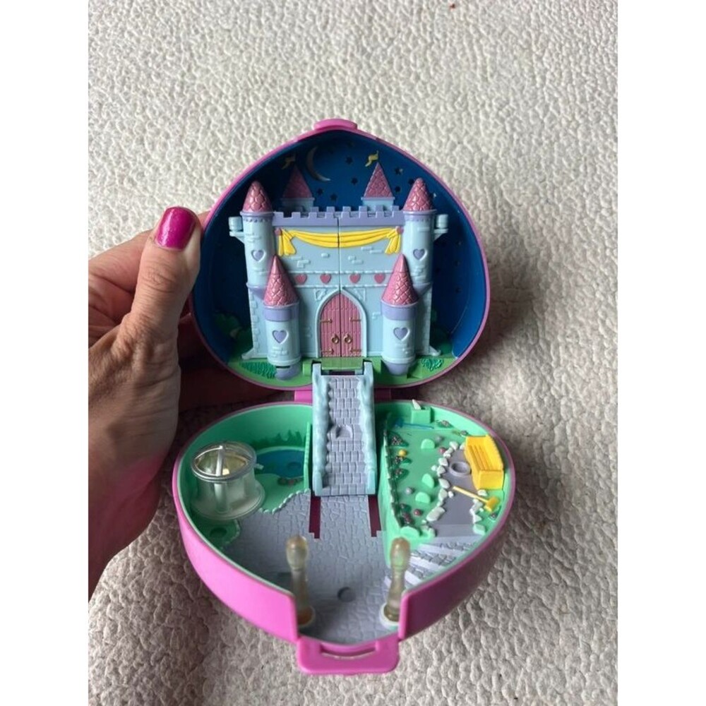 Vintage 1992 Bluebird Polly Pocket Starlight Castle Heart Shaped Compact